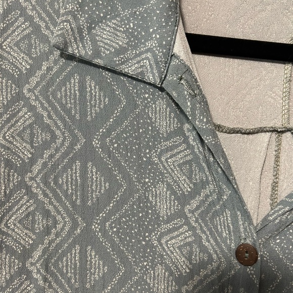 Talulah Button Down Shirt - Picture 5 of 7